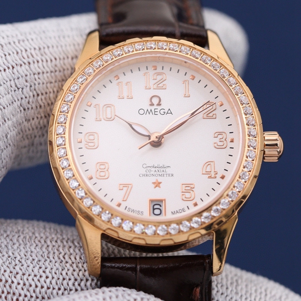 オメガ時計正面デザイン